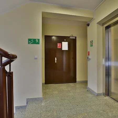 Nowa Str. 4 Appartamento *