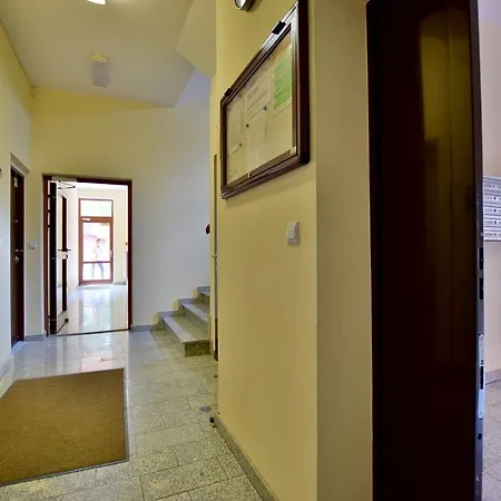 Nowa Str. 4 Appartamento *